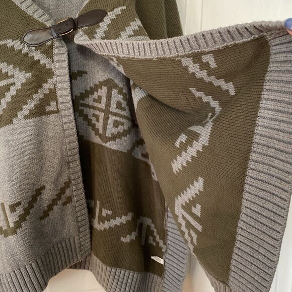 Banana republic cotton blend poncho.  Size xs/s - Picture 5 of 9